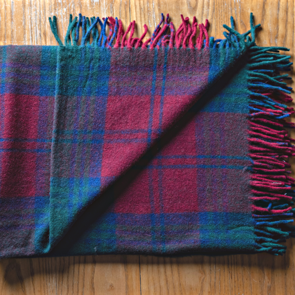 Wool Tartan Knee Rug - Lindsay