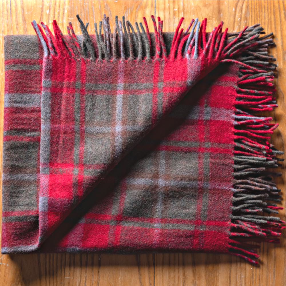 Wool Tartan Knee Rug - Dark Maple