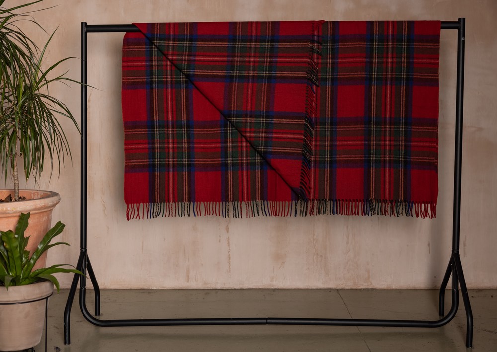 Wool Tartan Rug - Royal Stewart